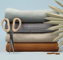 Ochre ribbed velour elvelyckan design